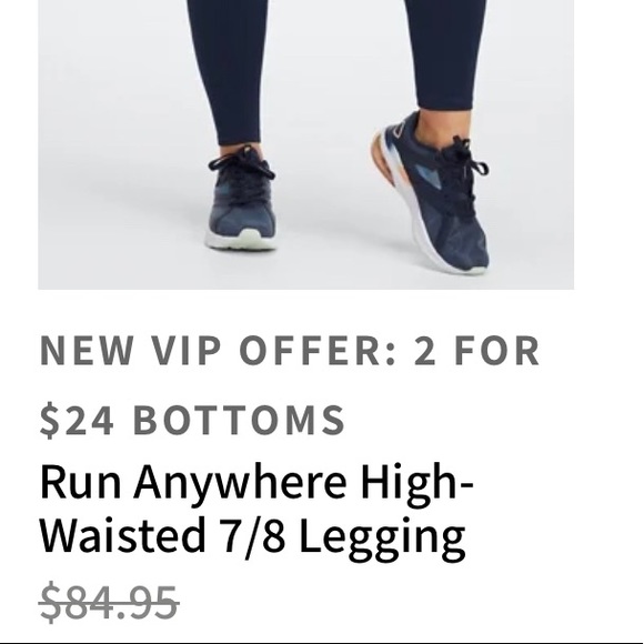 Fabletics Workout Set from the Run Collection - Picture 6 of 7